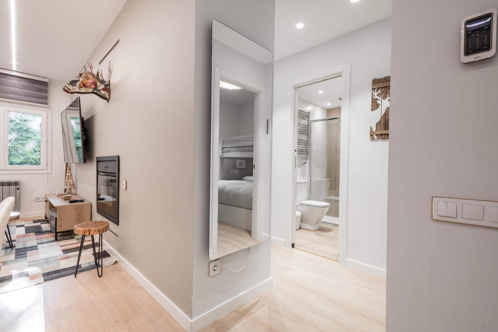Lebre By Totiaran Apartment Naut Aran Bagian luar foto